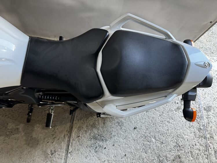 Yamaha FZ1 Fazer, 2011