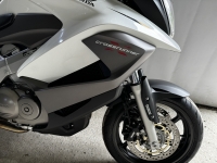 Honda VFR 800 X 12