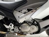 Honda VFR 800 X 11