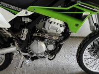 Kawasaki KLX 250 11