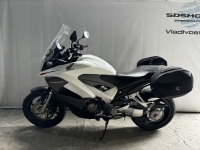 Honda VFR 800 X 1